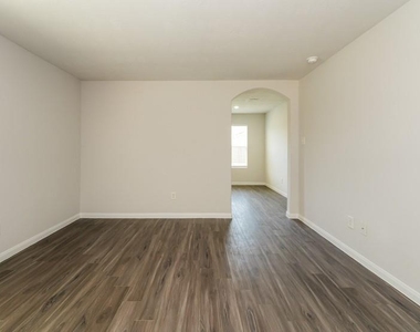 5818 Long Arbor Lane - Photo Thumbnail 4
