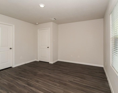 5818 Long Arbor Lane - Photo Thumbnail 7
