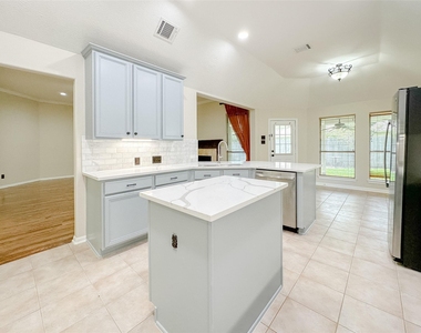 11922 Hueco Tanks Drive - Photo Thumbnail 20