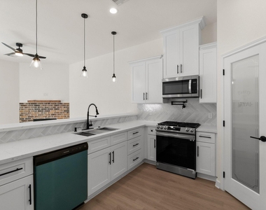 14822 Spica Court - Photo Thumbnail 11