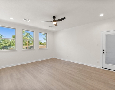 14822 Spica Court - Photo Thumbnail 21