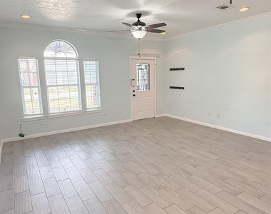 3348 Reeves Street - Photo Thumbnail 12