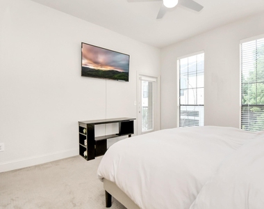 2120 Kipling Street - Photo Thumbnail 21