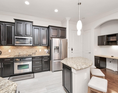 2120 Kipling Street - Photo Thumbnail 5