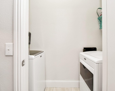 2120 Kipling Street - Photo Thumbnail 22