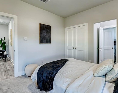 4677 Bellfort Street - Photo Thumbnail 15