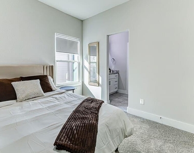 4677 Bellfort Street - Photo Thumbnail 13