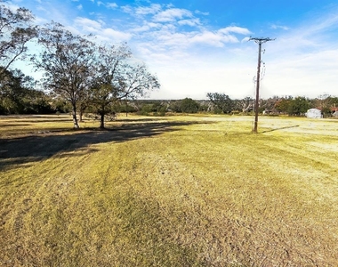 2248 Us Highway 77a S - Photo Thumbnail 6