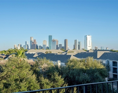709 Memorial Heights Drive - Photo Thumbnail 46