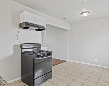 612 Marshall Road - Photo Thumbnail 4