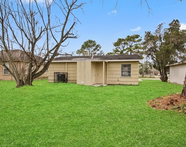 612 Marshall Road - Photo Thumbnail 9