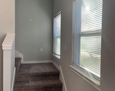 10978 Maywood Street - Photo Thumbnail 12