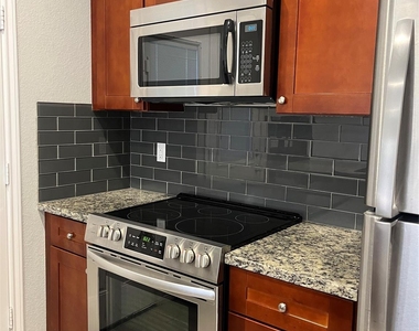10978 Maywood Street - Photo Thumbnail 7