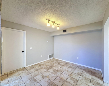 48 Bogart Place - Photo Thumbnail 2