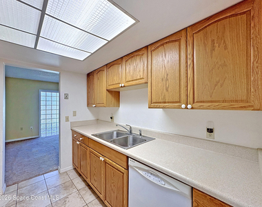 48 Bogart Place - Photo Thumbnail 4
