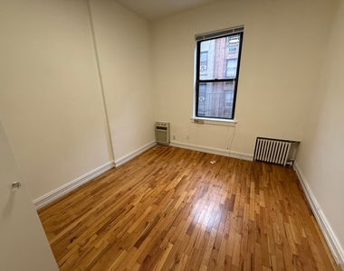 333 East 84th Street - Photo Thumbnail 3