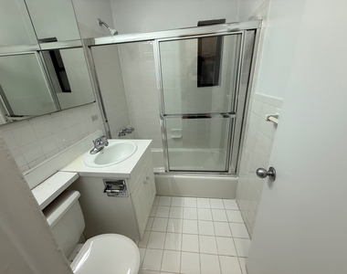 333 East 84th Street - Photo Thumbnail 6