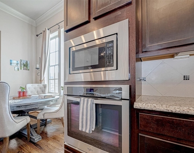 2524 Sherwin Street - Photo Thumbnail 15
