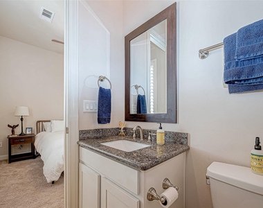 2524 Sherwin Street - Photo Thumbnail 12