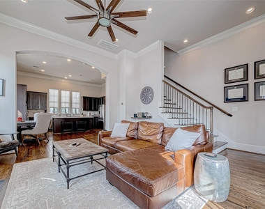 2524 Sherwin Street - Photo Thumbnail 34