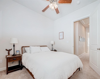 2524 Sherwin Street - Photo Thumbnail 31