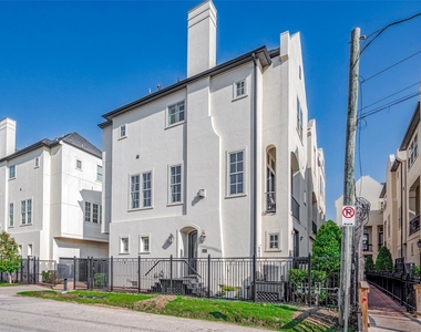 2524 Sherwin Street - Photo Thumbnail 5