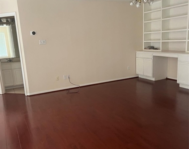 15319 Truslow Point Lane - Photo Thumbnail 6