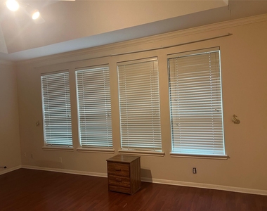 15319 Truslow Point Lane - Photo Thumbnail 12