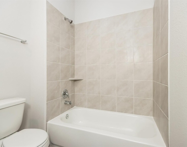 15304 Estrella East - Photo Thumbnail 10