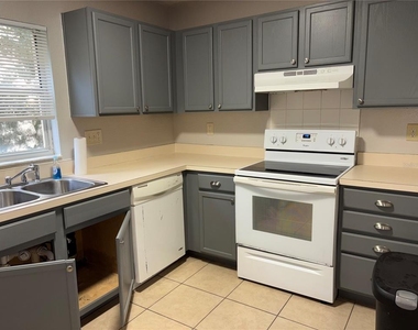 5822 Congress Street - Photo Thumbnail 1