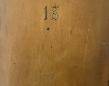 111 S Newport Avenue - Photo Thumbnail 1