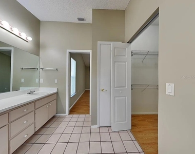 2275 Cork Oak Street E - Photo Thumbnail 11