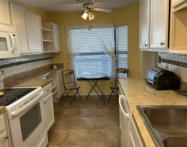 1316 Pasadena Avenue S - Photo Thumbnail 1