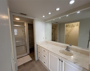 1316 Pasadena Avenue S - Photo Thumbnail 13
