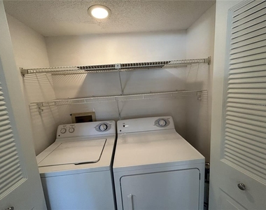 1316 Pasadena Avenue S - Photo Thumbnail 19