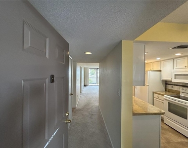 1316 Pasadena Avenue S - Photo Thumbnail 2