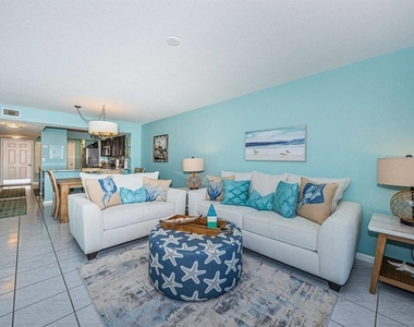 5901 Bahia Del Mar Circle - Photo Thumbnail 8