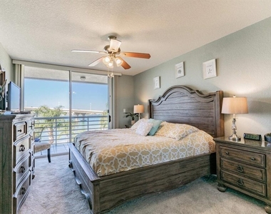 5901 Bahia Del Mar Circle - Photo Thumbnail 9