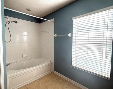 26627 Castleview Way - Photo Thumbnail 20