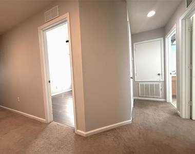 26627 Castleview Way - Photo Thumbnail 11
