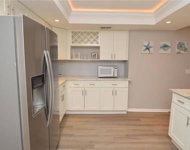 4908 38th Way S - Photo Thumbnail 12