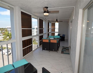 4908 38th Way S - Photo Thumbnail 25