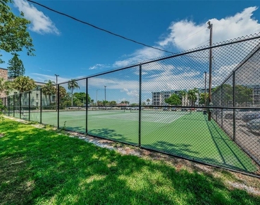 4908 38th Way S - Photo Thumbnail 98