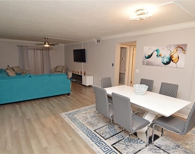 4908 38th Way S - Photo Thumbnail 16