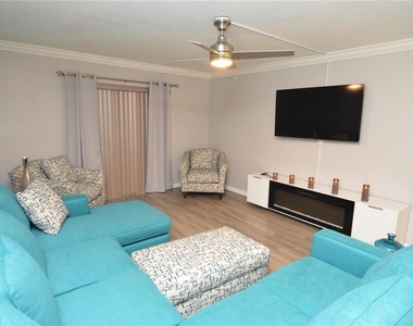 4908 38th Way S - Photo Thumbnail 18