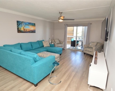 4908 38th Way S - Photo Thumbnail 21