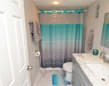 4908 38th Way S - Photo Thumbnail 65