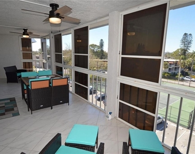 4908 38th Way S - Photo Thumbnail 23