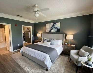 8836 Villa View Circle - Photo Thumbnail 5