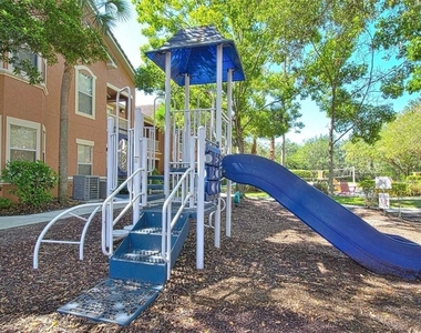 8836 Villa View Circle - Photo Thumbnail 19